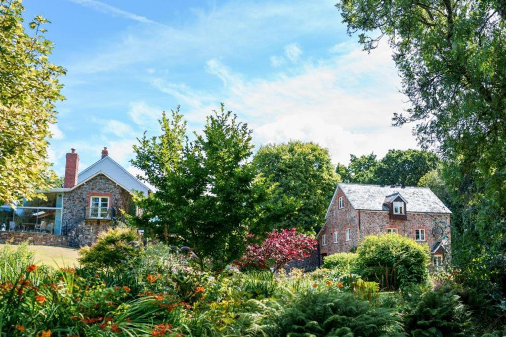 Pulley Mill Villa High Bickington ภายนอก รูปภาพ